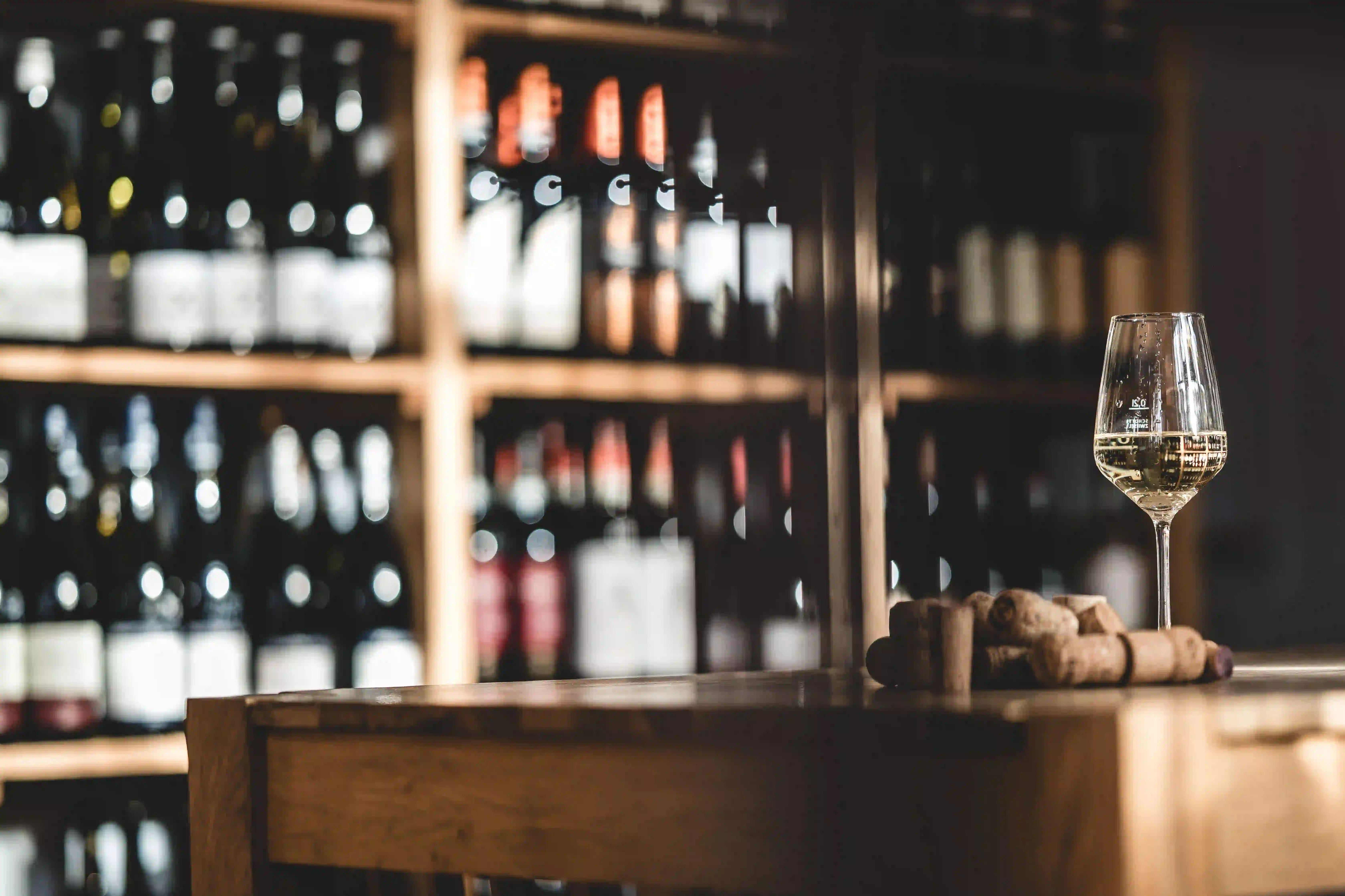 VINOSUS Vinothek in Stadtamhof